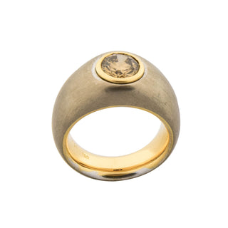 Brillantring aus 750 Gelb- und Weißgold, nachhaltiger second hand Schmuck perfekt aufgearbeitet