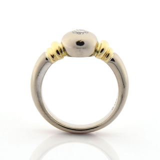 Brillantring aus 750 Gelb- und Weißgold, nachhaltiger second hand Schmuck perfekt aufgearbeitet