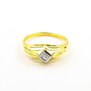 Ring aus 585 Gelb- und Weißgold mit Brillant, nachhaltiger second hand Schmuck perfekt aufgearbeitet