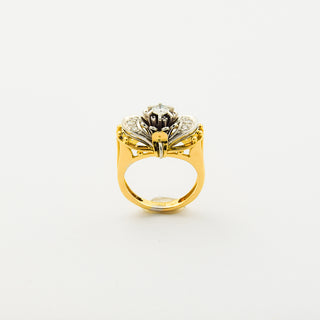 Brillantring aus 750 Gelb- und Weißgold, nachhaltiger second hand Schmuck perfekt aufgearbeitet