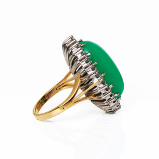 Ring aus 750 Gelb- und Weißgold mit Chrysopras und Brillant, nachhaltiger second hand Schmuck perfekt aufgearbeitet