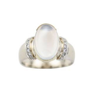 Ring aus 585 Gelb- und Weißgold mit Mondstein und Brillant, nachhaltiger second hand Schmuck perfekt aufgearbeitet