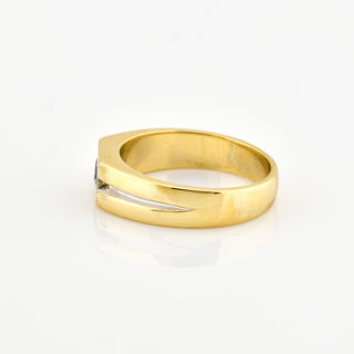 Ring aus 585 Gelb- und Weißgold mit Topas und Brillant, nachhaltiger second hand Schmuck perfekt aufgearbeitet