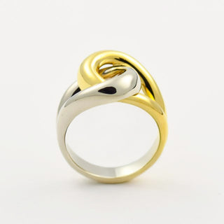 Ring aus 750 Gelb- und Weißgold, nachhaltiger second hand Schmuck perfekt aufgearbeitet