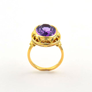 Ring aus 585 Gelbgold mit Amethyst, nachhaltiger second hand Schmuck perfekt aufgearbeitet