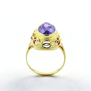 Ring aus 585 Gelbgold mit Amethyst, nachhaltiger second hand Schmuck perfekt aufgearbeitet