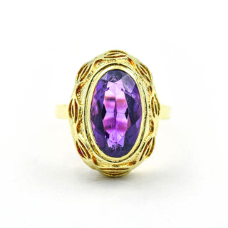 Ring aus 585 Gelbgold mit Amethyst, nachhaltiger second hand Schmuck perfekt aufgearbeitet