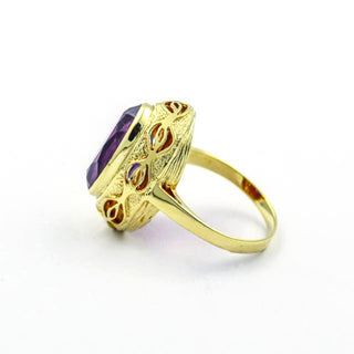 Ring aus 585 Gelbgold mit Amethyst, nachhaltiger second hand Schmuck perfekt aufgearbeitet