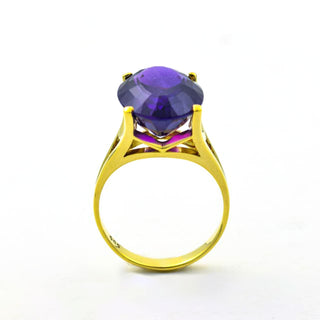 Ring aus 585 Gelbgold mit Amethyst, nachhaltiger second hand Schmuck perfekt aufgearbeitet