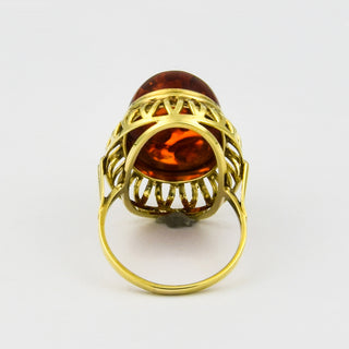 Ring aus 333 Gelbgold mit Bernstein, nachhaltiger second hand Schmuck perfekt aufgearbeitet