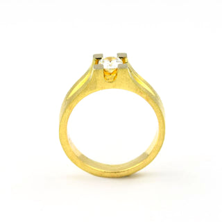 Brillantring aus 750 Gelbgold, nachhaltiger second hand Schmuck perfekt aufgearbeitet