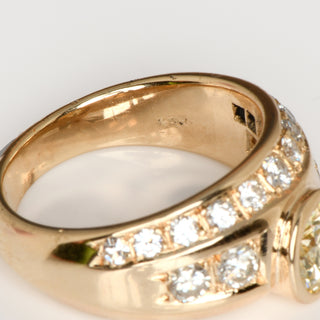 Brillantring aus 585 Gelbgold mit Diamant, nachhaltiger second hand Schmuck perfekt aufgearbeitet
