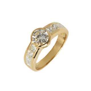Brillantring aus 750 Gelbgold mit Diamant, nachhaltiger second hand Schmuck perfekt aufgearbeitet
