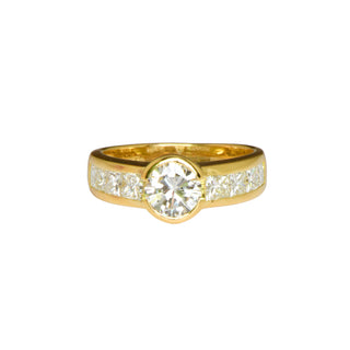 Brillantring aus 750 Gelbgold mit Diamant, nachhaltiger second hand Schmuck perfekt aufgearbeitet