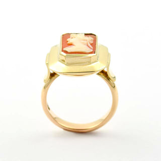 Ring aus 585 Gelbgold mit Kamee/Gemme, nachhaltiger second hand Schmuck perfekt aufgearbeitet