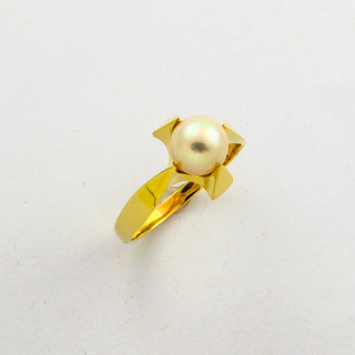 Perlring aus 585 Gelbgold, nachhaltiger second hand Schmuck perfekt aufgearbeitet