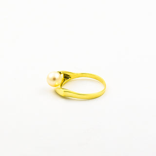Ring aus 585 Gelbgold mit Perle, nachhaltiger second hand Schmuck perfekt aufgearbeitet