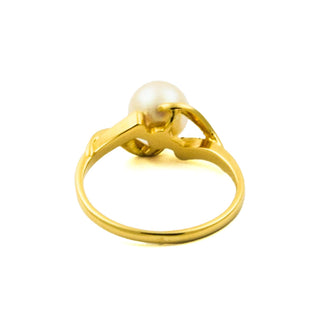 Ring aus 750 Gelbgold mit Perle, nachhaltiger second hand Schmuck perfekt aufgearbeitet