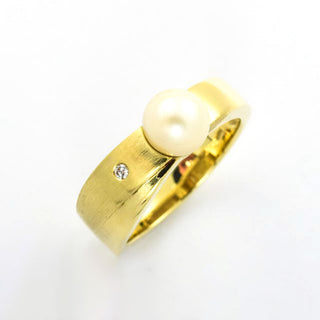 Perlenring aus 585 Gelbgold mit Brillant, nachhaltiger second hand Schmuck perfekt aufgearbeitet