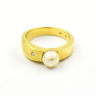 Perlenring aus 585 Gelbgold mit Brillant, nachhaltiger second hand Schmuck perfekt aufgearbeitet