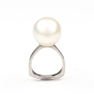 Perlenring aus 750 Gelbgold, nachhaltiger second hand Schmuck perfekt aufgearbeitet