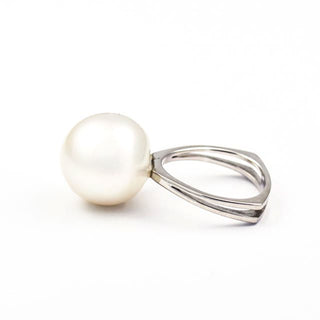 Perlenring aus 750 Gelbgold, nachhaltiger second hand Schmuck perfekt aufgearbeitet