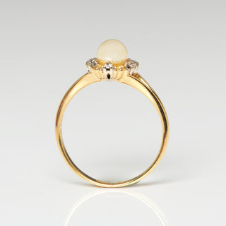 Perlenring aus 750 Gelbgold mit Brillant, nachhaltiger second hand Schmuck perfekt aufgearbeitet