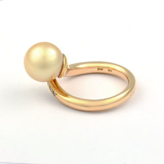 Perlenring aus 750 Gelbgold mit Brillant, nachhaltiger second hand Schmuck perfekt aufgearbeitet