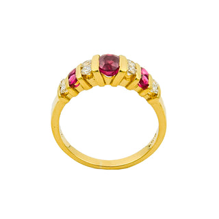 Ring aus 750 Gelbgold mit Rubin und Brillant, nachhaltiger second hand Schmuck perfekt aufgearbeitet