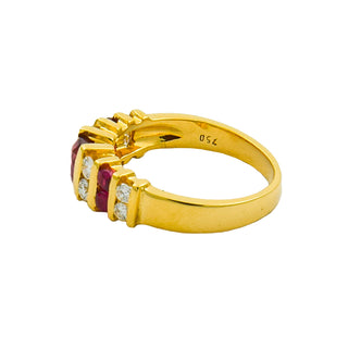 Ring aus 750 Gelbgold mit Rubin und Brillant, nachhaltiger second hand Schmuck perfekt aufgearbeitet