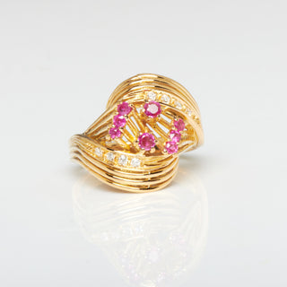 Rubinring aus 750 Gelbgold mit Diamant, nachhaltiger second hand Schmuck perfekt aufgearbeitet