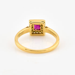 Rubinring aus 750 Gelbgold mit Brillant, nachhaltiger second hand Schmuck perfekt aufgearbeitet