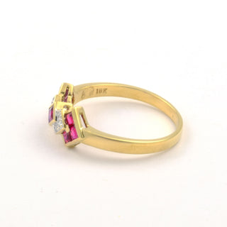 Rubinring aus 750 Gelbgold mit Brillant, nachhaltiger second hand Schmuck perfekt aufgearbeitet