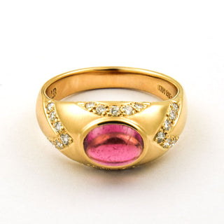 Ring aus 750 Gelbgold mit Turmalin und Brillant, nachhaltiger second hand Schmuck perfekt aufgearbeitet