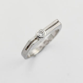 Brillantring aus 950 Platin, nachhaltiger second hand Schmuck perfekt aufgearbeitet