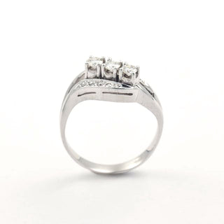 Brillantring aus 585 Weißgold mit Diamant, nachhaltiger second hand Schmuck perfekt aufgearbeitet