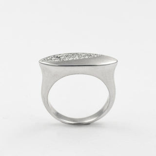 Brillantring aus 585 Weißgold, nachhaltiger second hand Schmuck perfekt aufgearbeitet