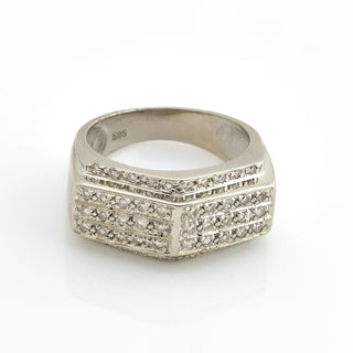 Brillantring aus 585 Weißgold, nachhaltiger second hand Schmuck perfekt aufgearbeitet