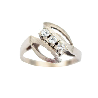 Brillantring aus 585 Weißgold, nachhaltiger second hand Schmuck perfekt aufgearbeitet