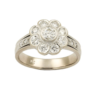 Brillantring aus 750 Weißgold, nachhaltiger second hand Schmuck perfekt aufgearbeitet