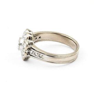 Brillantring aus 750 Weißgold, nachhaltiger second hand Schmuck perfekt aufgearbeitet