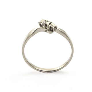 Ring aus 750 Weißgold mit Diamant, nachhaltiger second hand Schmuck perfekt aufgearbeitet