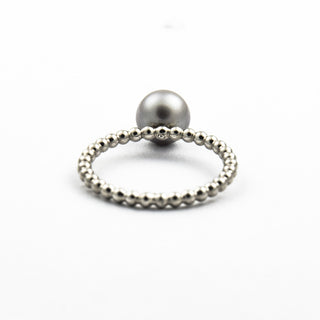 Perlenring Perldraht aus 585 Weißgold, nachhaltiger second hand Schmuck perfekt aufgearbeitet