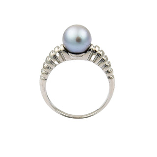 Perlring aus 585 Weißgold, nachhaltiger second hand Schmuck perfekt aufgearbeitet