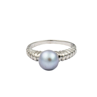 Perlring aus 585 Weißgold, nachhaltiger second hand Schmuck perfekt aufgearbeitet
