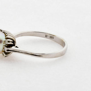 Perlenring aus 585 Weißgold mit Diamant, nachhaltiger second hand Schmuck perfekt aufgearbeitet