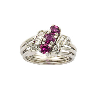 Ring aus 585 Weißgold mit Rubin und Diamant, nachhaltiger second hand Schmuck perfekt aufgearbeitet