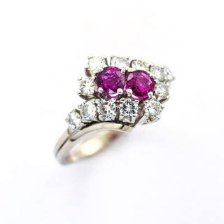 Rubinring aus 585 Weißgold mit Brillant, nachhaltiger second hand Schmuck perfekt aufgearbeitet