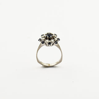 Ring aus 585 Weißgold mit Saphir und Diamant, nachhaltiger second hand Schmuck perfekt aufgearbeitet