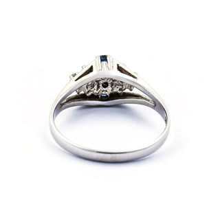 Saphirring aus 585 Weißgold mit Diamant, nachhaltiger second hand Schmuck perfekt aufgearbeitet